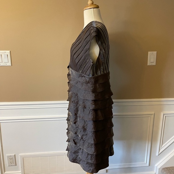 Brown Cocktail dress with silver shimmer - Picture 2 of 9